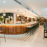 Espana ホテル 4*
