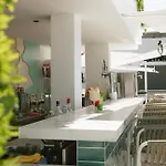 ホテル Espana 4*