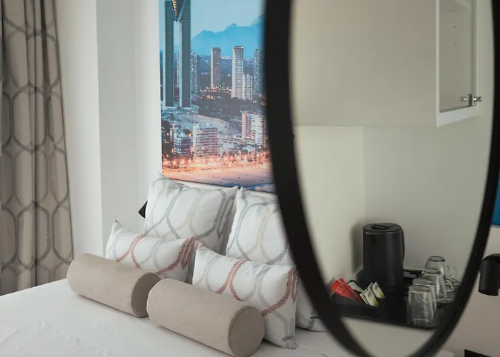 Espana 4* بينايدورم