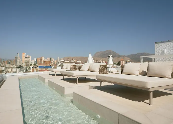 Espana فندق بينايدورم