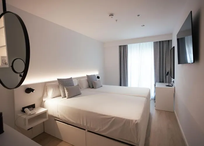 ホテル Espana 4*